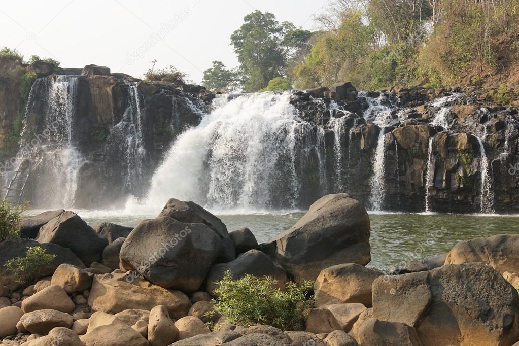 Tad Lo Waterfall, Laos, Asia