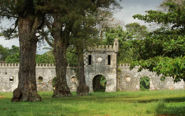 Vecchia piantagione, Sao Tome e Principe, Africa — Foto Stock
