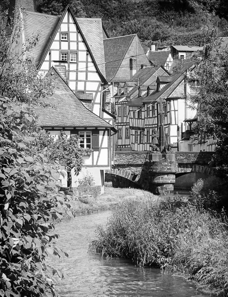 Monreal, Montañas Eifel, Alemania — Foto de Stock