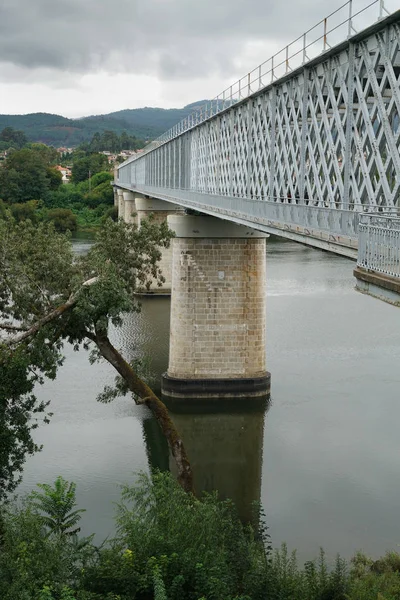 Puente Internacional traversant le Rio Minho, Valenca, Portugal — Photo