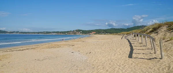 Plaża blisko O Grove, Galicja, Hiszpania — Zdjęcie stockowe