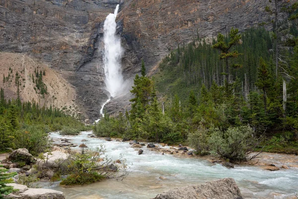 Takakkaw Falls, Yoho National Park, British Columbia, Canada — ストック写真