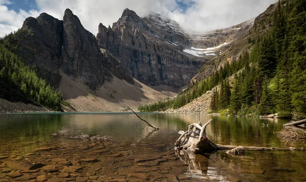 Lago di Agnes, Banff National Park, Alberta, Canada — Foto Stock