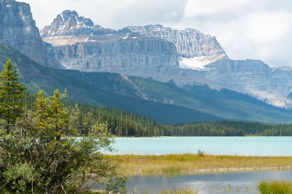 Parque Nacional Banff, Icefield Parkway, Alberta, Canadá — Foto de Stock