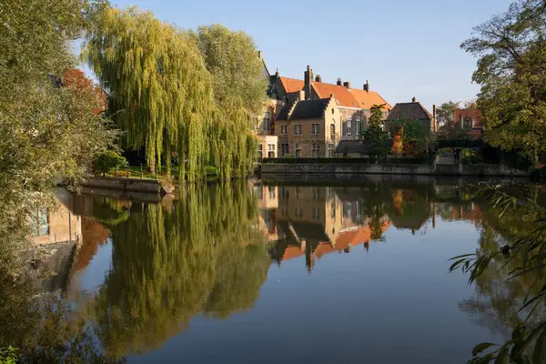 Kanalen van Brugge, België — Stockfoto