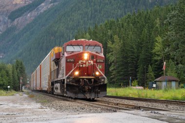 Lojistik, Kanada Pasifik Demiryolu treni, Kanada