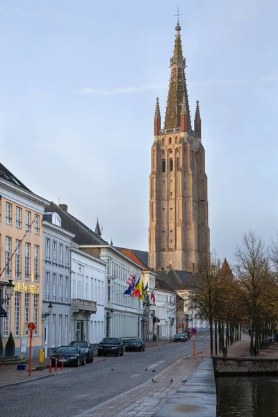 Bruges Bélgica Outubro 2019 Rua Para Igreja Nossa Senhora Cidade — Fotografia de Stock
