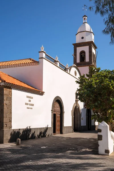 Imagen Exterior Una Iglesia Antigua Iglesia San Gines Arrecife Lanzarote —  Fotos de Stock