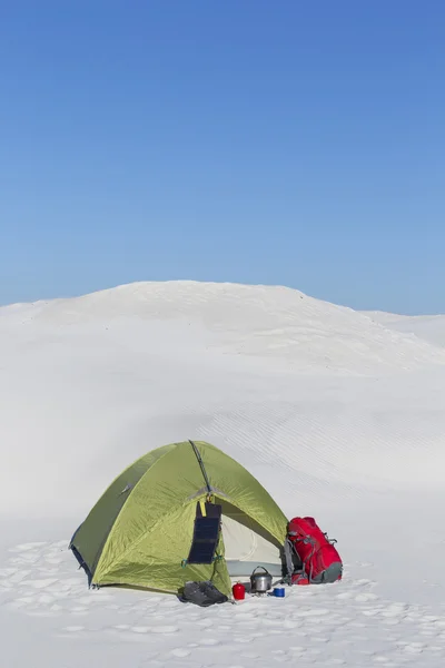 Voyage à travers le désert . — Photo