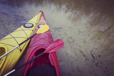 Kayak.A çift Hilal Lake olimpik Park, ABD üzerinde Kayak