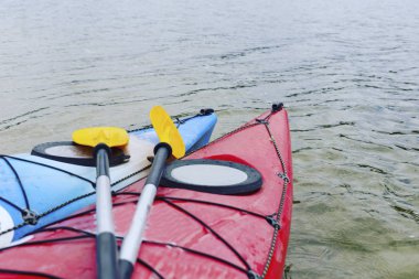 Kayak.A çift Hilal Lake olimpik Park, ABD üzerinde Kayak