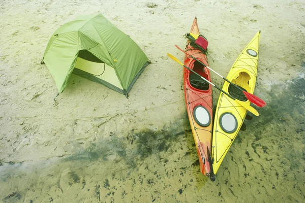 Kayak.A pár kajak Crescent tó Olimpiai Park, Amerikai Egyesült Államok — Stock Fotó