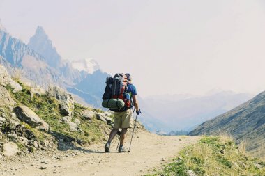 Yaklaşık 200 km benzersiz bir trek tur du Mont Blanc's bir