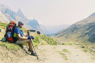 Yaklaşık 200 km benzersiz bir trek tur du Mont Blanc's bir