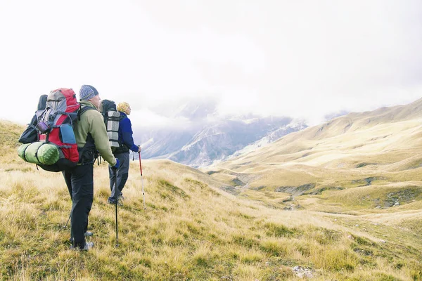 El Tour du Mont Blanc es una caminata única de aproximadamente 200km a — Foto de Stock