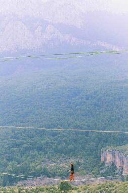 Gökyüzünde aşmak. Antalya'da Türk Highline karnaval.