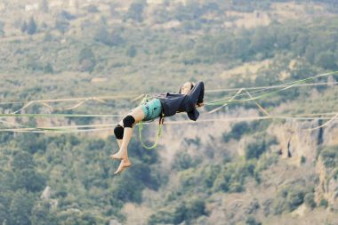Gökyüzünde aşmak. Antalya'da Türk Highline karnaval.