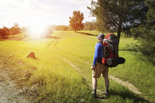 The E4 pedestrian route that runs through Cyprus begins in Larna — Stock Photo, Image