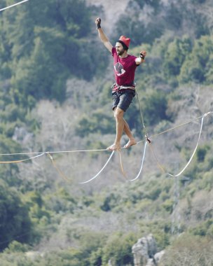 Gökyüzünde aşmak. Antalya'da Türk Highline karnaval.