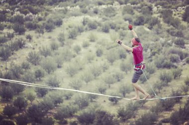 Gökyüzünde aşmak. Antalya'da Türk Highline karnaval.