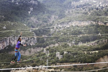 Gökyüzünde aşmak. Antalya'da Türk Highline karnaval.