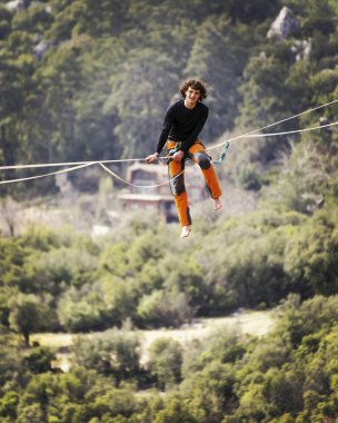 Gökyüzünde aşmak. Antalya'da Türk Highline karnaval.