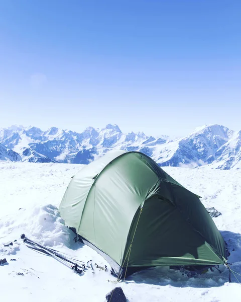 De Tour du Mont Blanc is een unieke tocht van ongeveer 200 kilometer een — Stockfoto