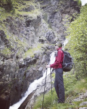 Yaklaşık 200 km benzersiz bir trek tur du Mont Blanc's bir
