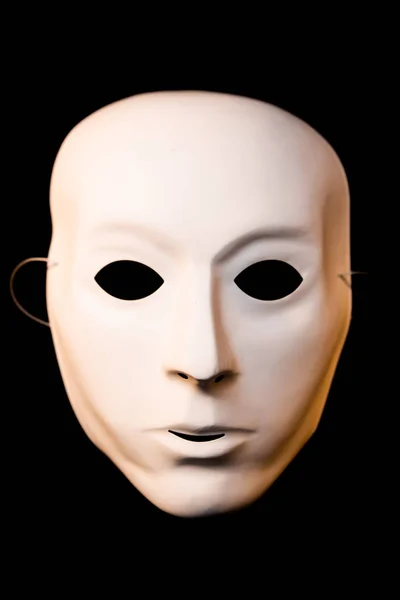 Máscara Branca Fundo Preto — Fotografia de Stock