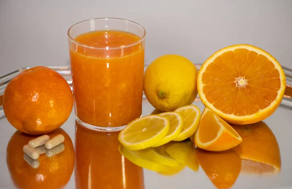 Oranges Orange Juice Lemon Transparent Jug Water — Stock Photo, Image