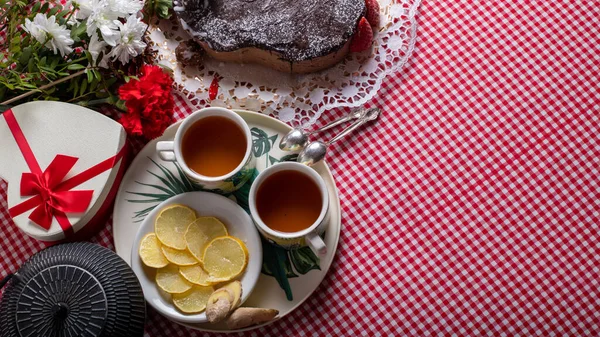 Cups Tea Lemon Ginger Cake Cloves Heart Shaped Box Checkered — Stock Photo, Image