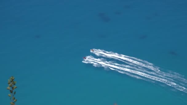 4k Ski Jet Cruise, Plachtění, Mořský výlet, Cestování na Tropical Exotic Island Beach — Stock video