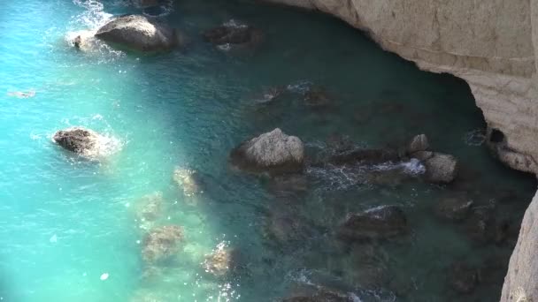 4kビーチの風景,空中夏地中海の海ビュー,レフカダ島,ギリシャ,熱帯ビーチ — ストック動画