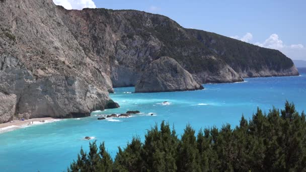4k Plaj Manzarası, Hava Yazı Akdeniz Manzarası, Lefkada Adası, Yunanistan, Tropikal Plaj — Stok video