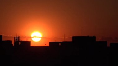 Sunset Timelapse, Dramatik Günbatımı Manzarası, Dağlarda Gün Doğumu Doğumu Doğaya Bakış