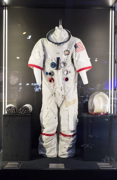 American space suit at exhibition Cosmos — Stock Photo, Image
