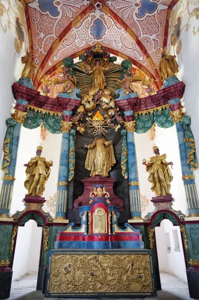 Interno della chiesa nel monastero di Cerveny, Slovacchia — Foto Stock