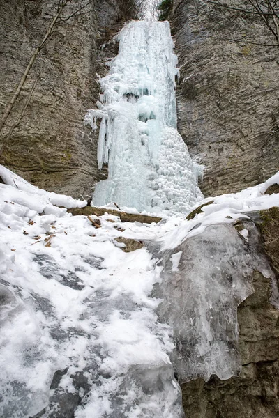Cascata congelada de Brankovsky, Eslováquia — Fotografia de Stock