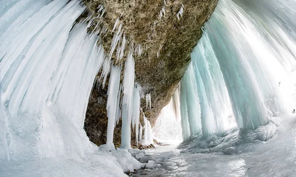 Cascata ghiacciata. Icefall Siklava skala, Slovacchia — Foto Stock