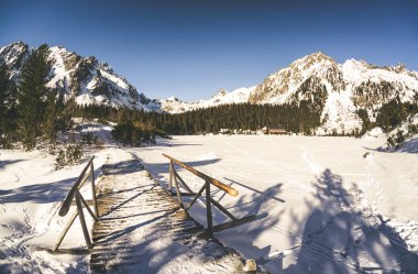 Donmuş göl Popradske pleso yüksek Tatras, Slovakya