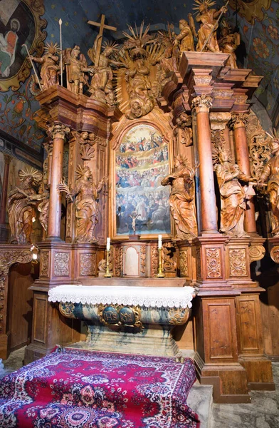 Интерьер готической церкви в Твердосине, Словакия — стоковое фото