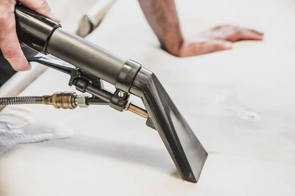 Ayıklama temizleyici sprey   