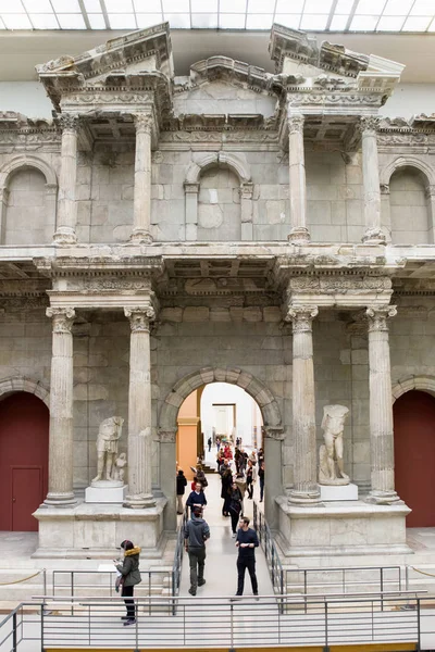 Puerta del mercado de Mileto en el museo de Pérgamo, Berlín - Alemania — Foto de Stock