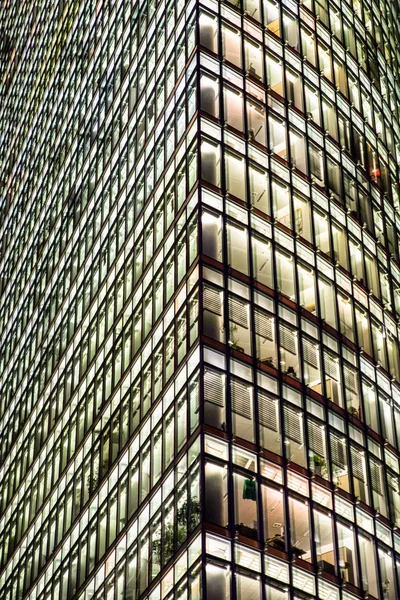 Gece gökdelen ofisleri — Stok fotoğraf