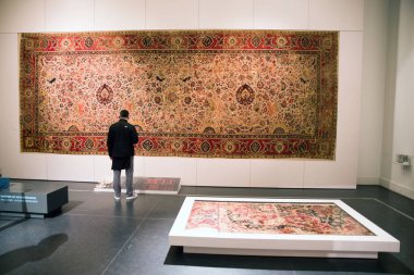 Pergamon Müzesi, Berlin - Almanya İslam Sanat odada halı