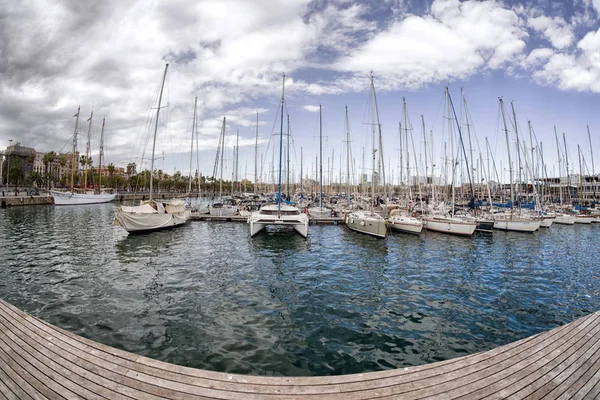 Yachts in port at Barcelona, Spain — Stock Photo, Image