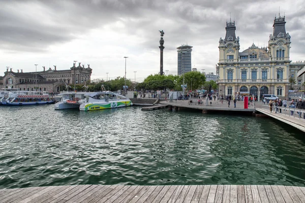 Haven in barcelona, Spanje — Stockfoto