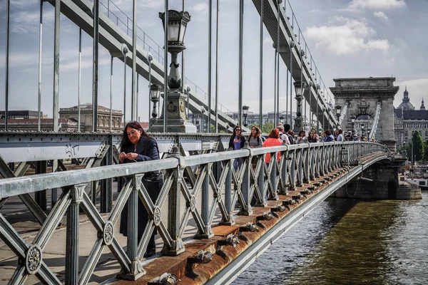 Αλυσιδωτή γέφυρα στη Βουδαπέστη, Ουγγαρία — Φωτογραφία Αρχείου