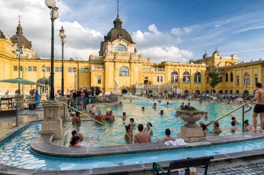 Szechenyi termal banyo Budapeşte, Macaristan