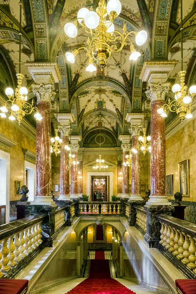 Interior de la ópera estatal húngara en Budapest — Foto de Stock